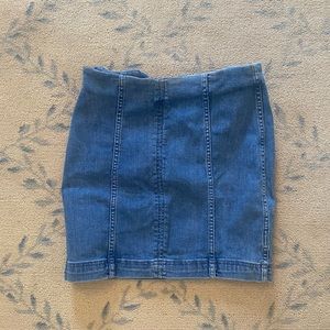 FREE PEOPLE BLUE JEAN MINI SKIRT